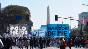BARRIOS DE PIE