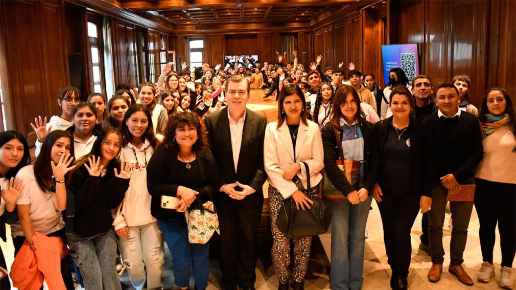 1010x567_zamora-alumnos-480046-151126