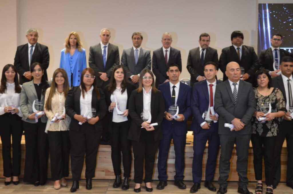 aviceeducacion-1024x681
