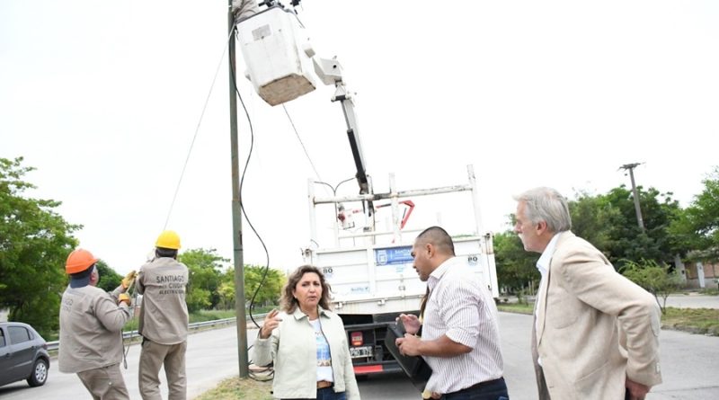 Intendente-visita-de-obra-de-iluminacion-800x445