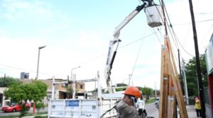 cableado-aereo-alumbrado-publico-800x445