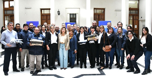 Entrega-de-uniformes-Calidad-de-Vida