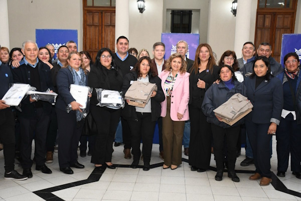 entrega-uniformes-Control-de-Gestion-1