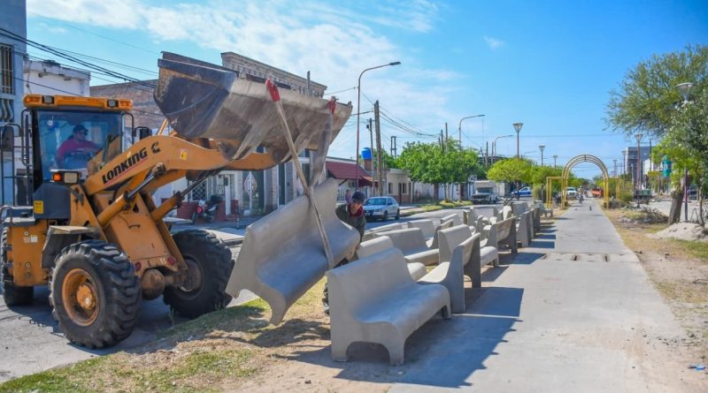 Bancos-Paseo-Colon-800x445