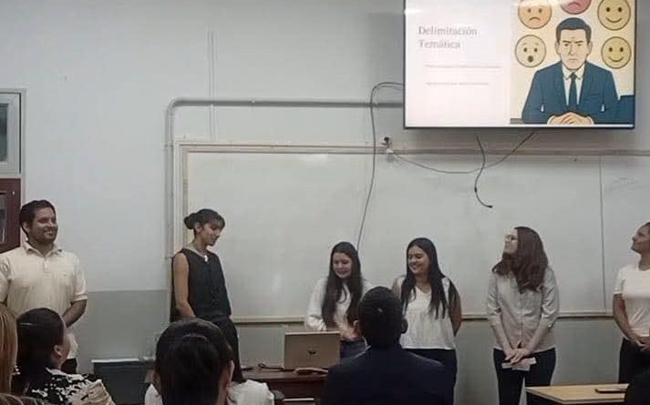 estudiantes-psicologia-713x445