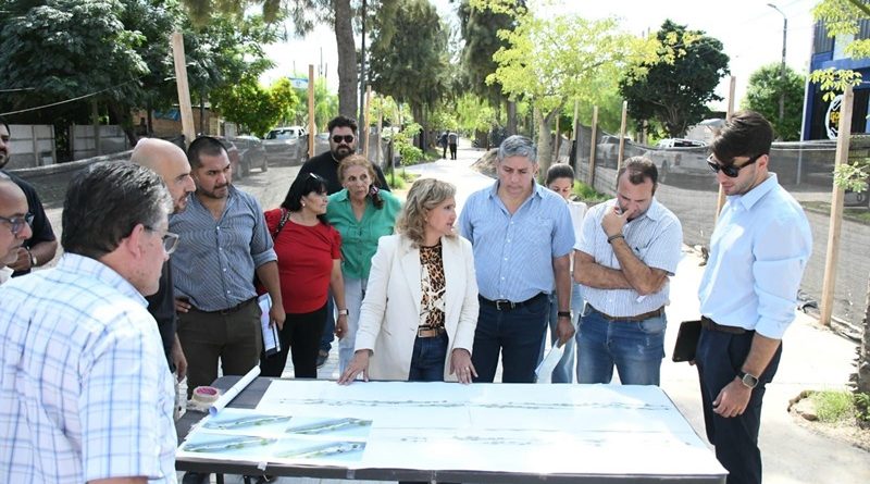 Intendente-paseo-La-Vuelta-de-Obligado-800x445