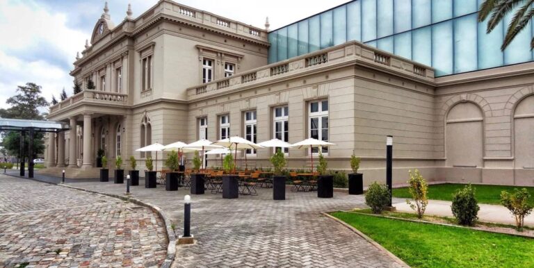 forum-768x386