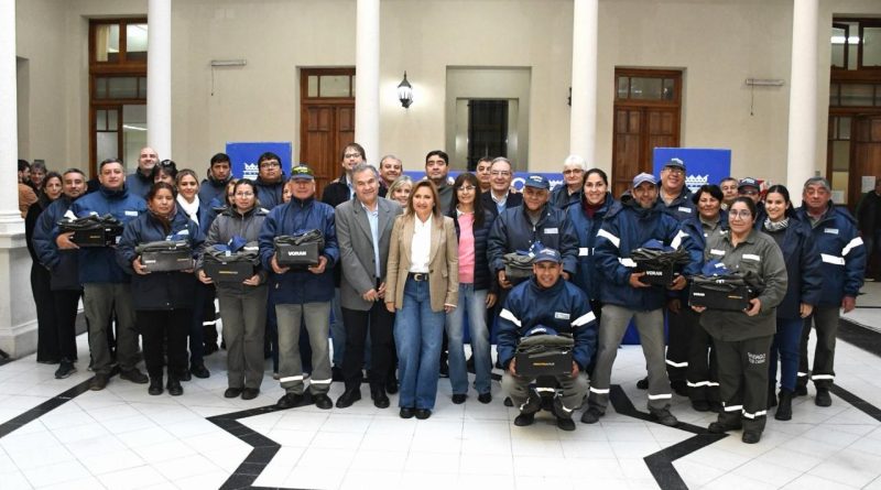 entrega-uniformes-800x445