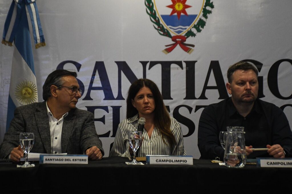 prensa-336765262e14e4a890b4