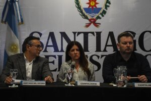 prensa-336765262e14e4a890b4