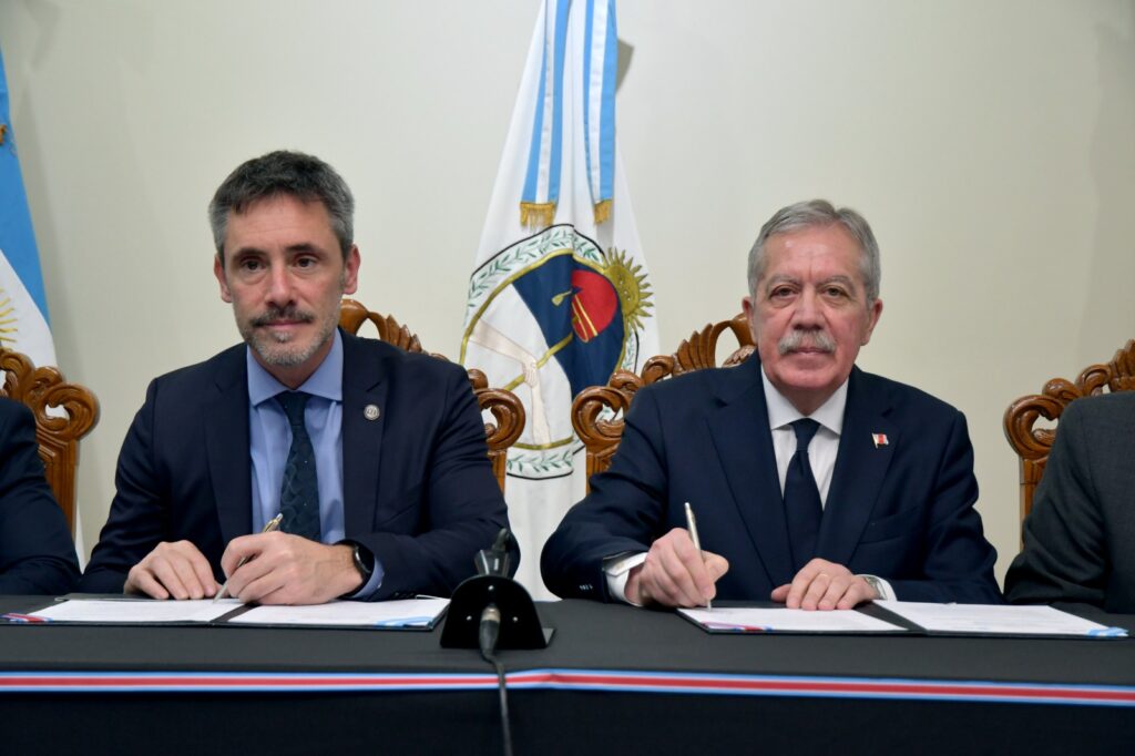 prensa-4f43b91a717c55de3457