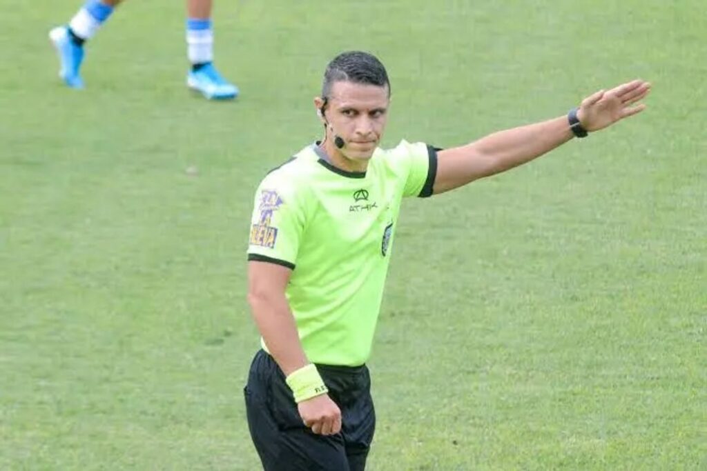 Andrés Gariano, el árbitro designado para Boca.-Racing. Foto: Agencia NA.