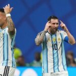 Lautaro Martínez junto a Lionel Messi. Foto: Agencia NA (Florencia Arroyo)